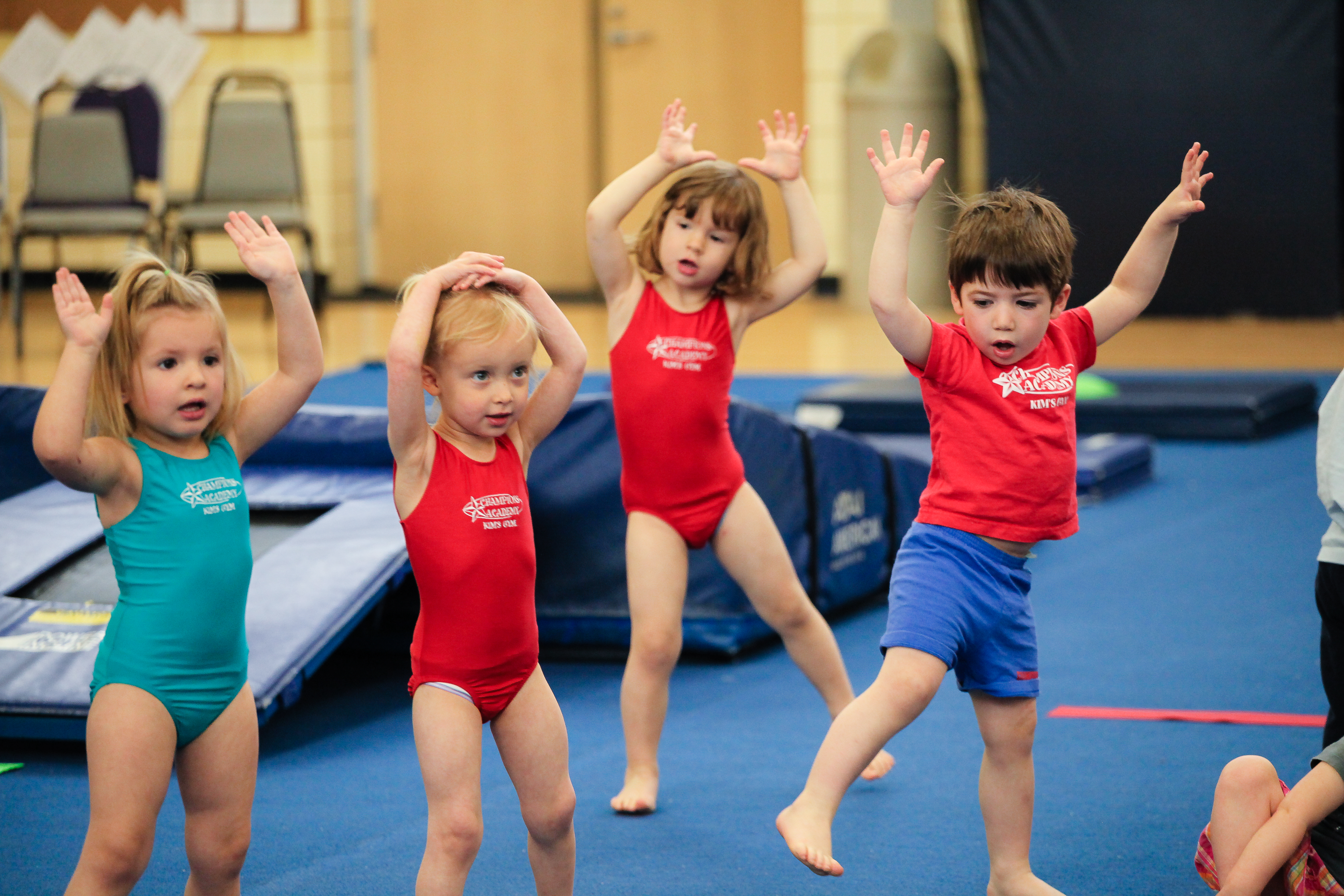 Daddy gymnastics folds into pretzel